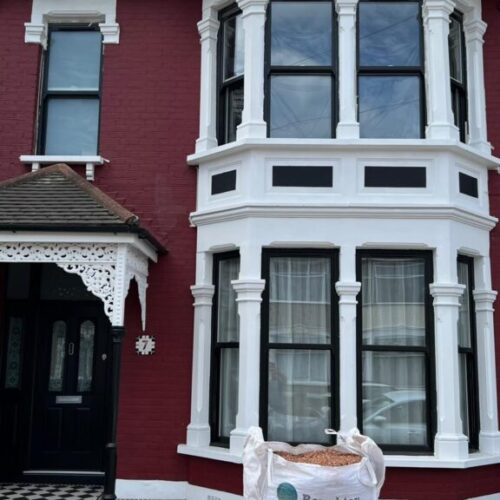 WhatsApp-Image-2025-02-08-at-17.48.22-1-576x1024